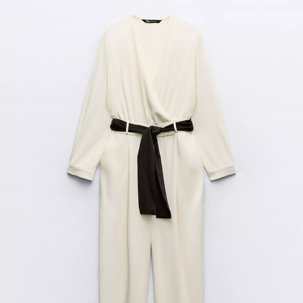 Zara NWT Elegant White Jumpsuit with Black Belt